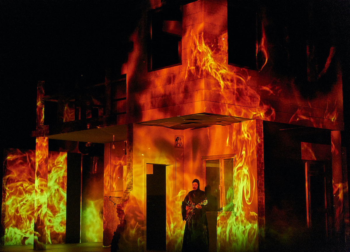 Orpheus steigt herab – Burgtheater Wien – Mit Tennessee Williams bestreitet Martin Kušej seine letzte Inszenierung als Burgtheater-Direktor